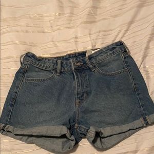 Denim High Waisted 2’’ shorts